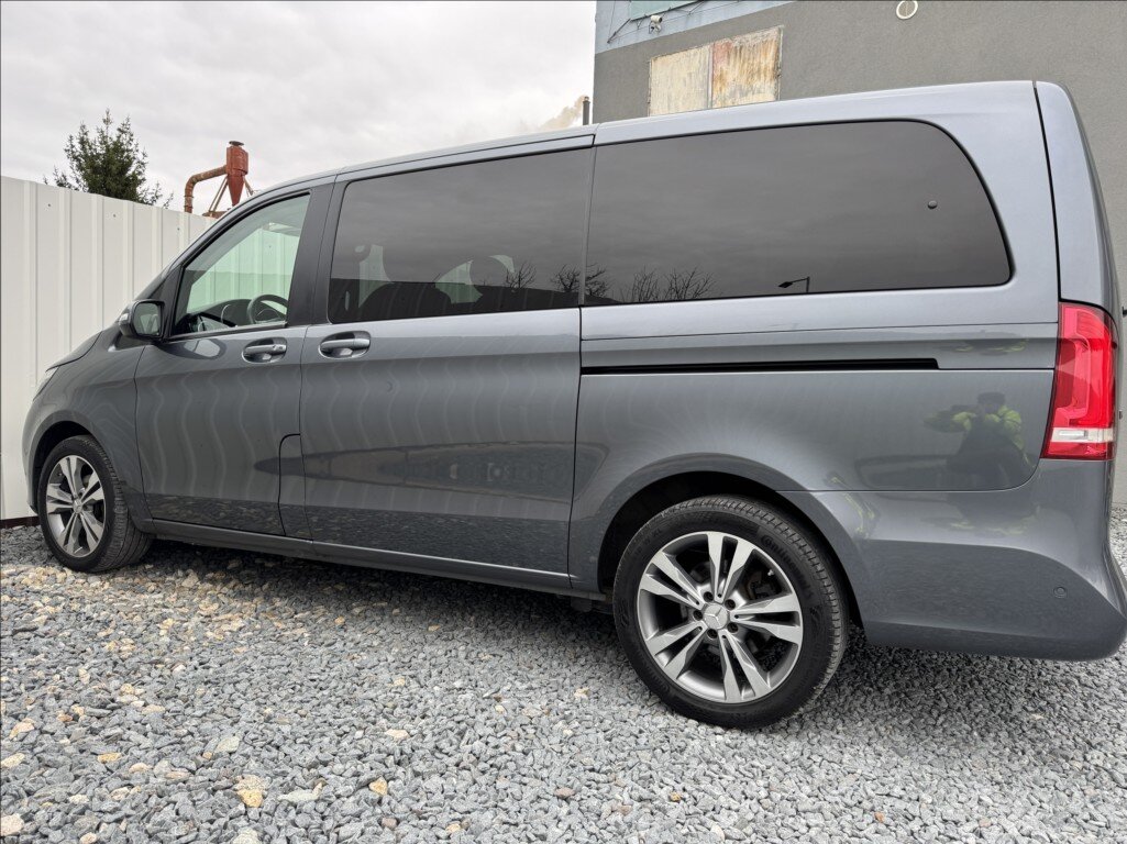 Mercedes-Benz Třídy V Kombi 2,1 l 120 kw