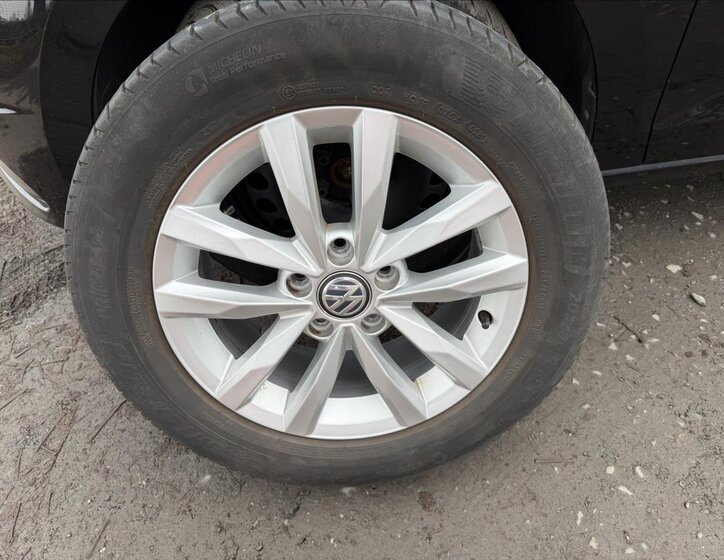 Volkswagen Touran 36