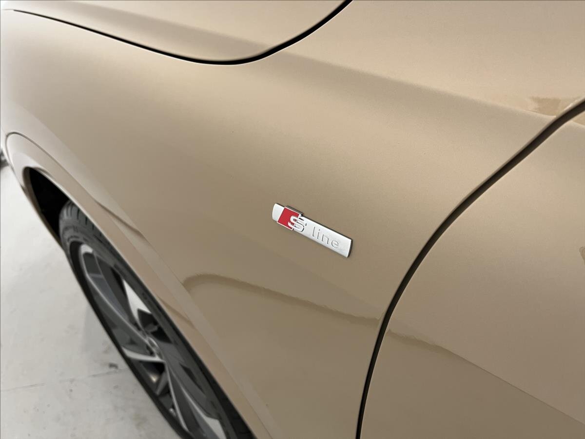 Audi Q5 SUV 2,0 l 150 kw