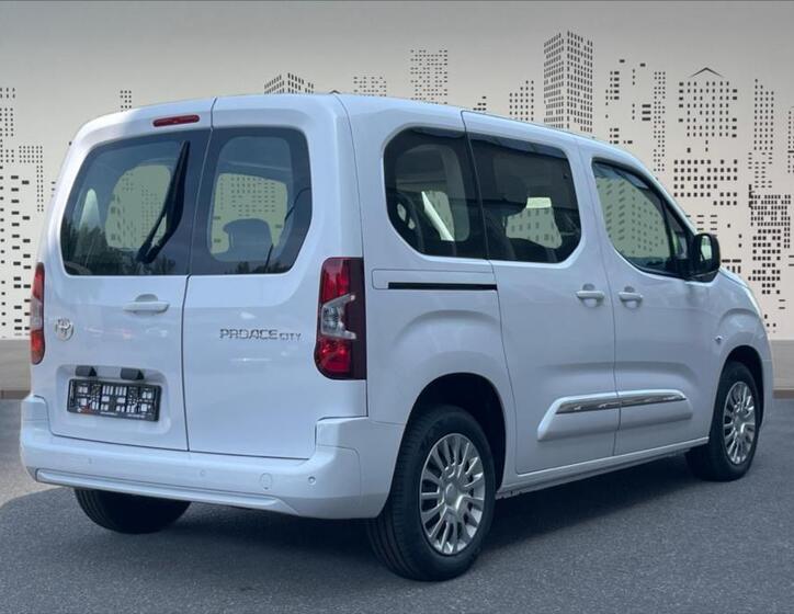 Toyota ProAce City Verso 4