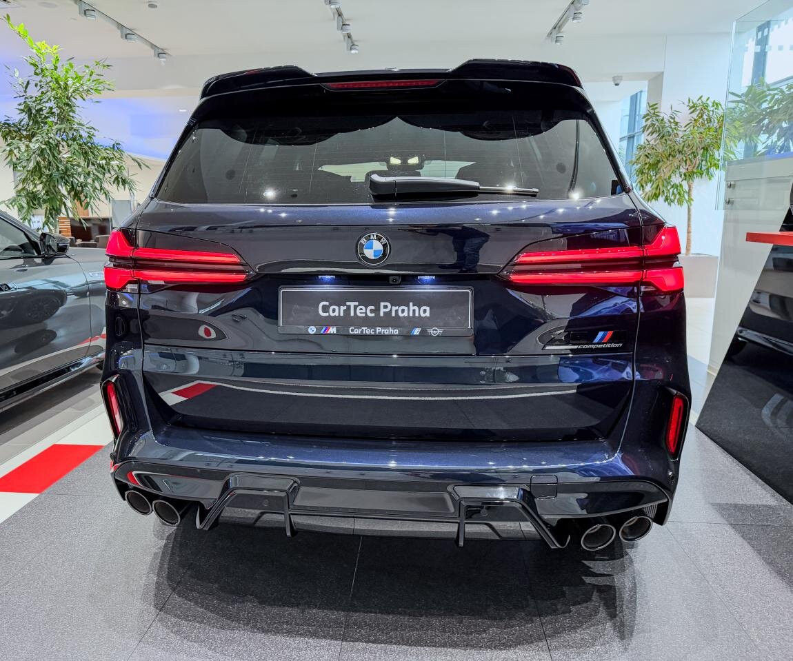 BMW X5 SUV / Terénní 4,4 l 460 kw