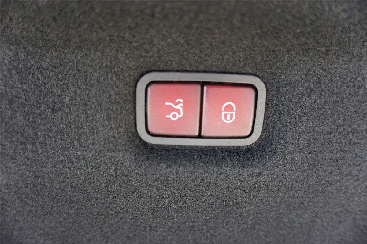 Mercedes-Benz SL Kabriolet 4,0 l 350 kw