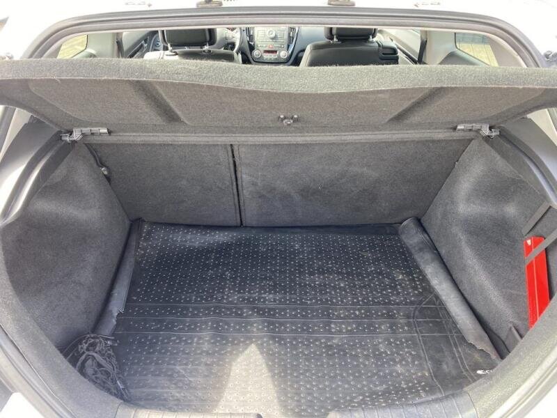 KIA Ceed Hatchback 2,0 l 105 kw