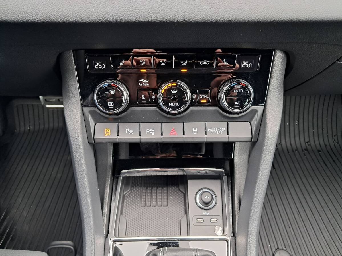 Škoda Karoq SUV / Terénní 2,0 l 110 kw