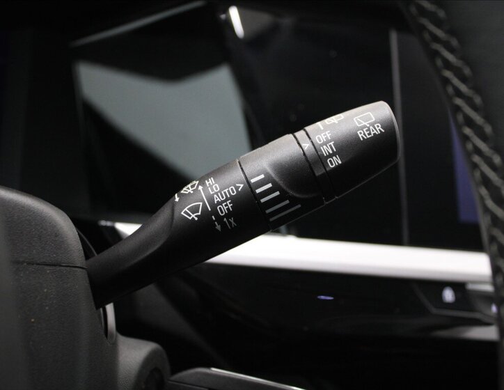 Opel Grandland SUV 1,2 l 96 kw