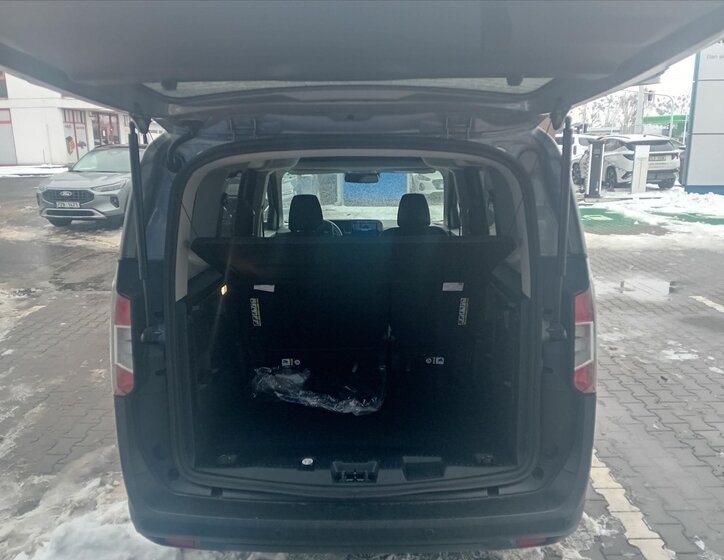 Ford Tourneo Courier MPV 999,0 92 kw