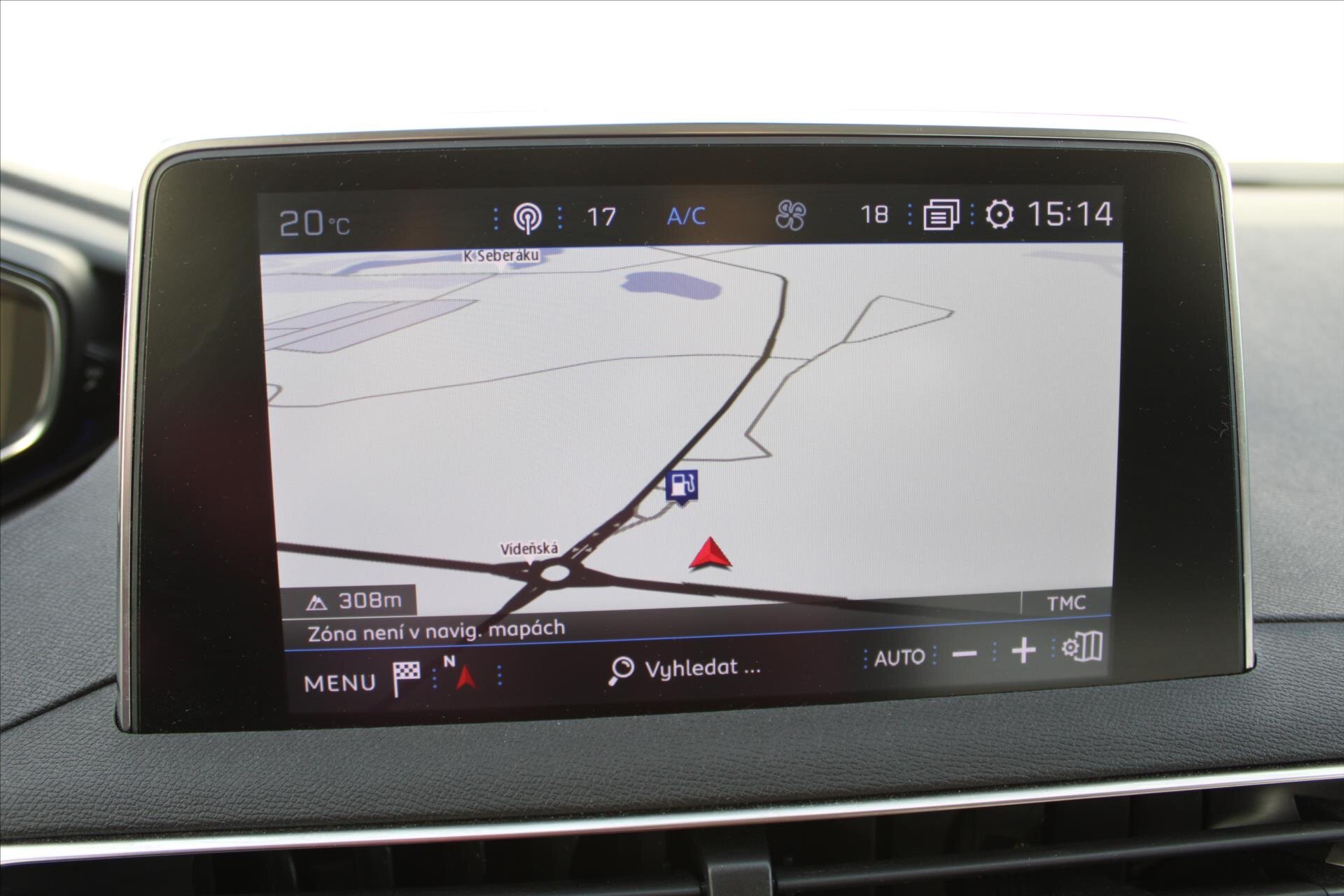 Peugeot 3008 SUV 1,5 l 96 kw