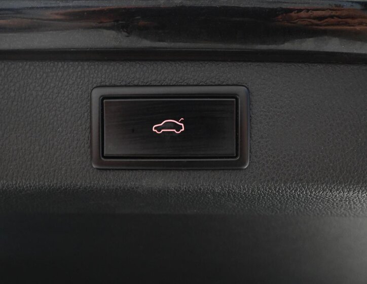 Škoda Superb Kombi 2,0 l 110 kw