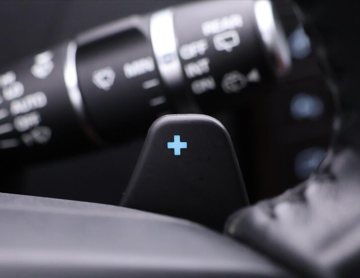 Jaguar F-Pace SUV 2,0 l 132 kw