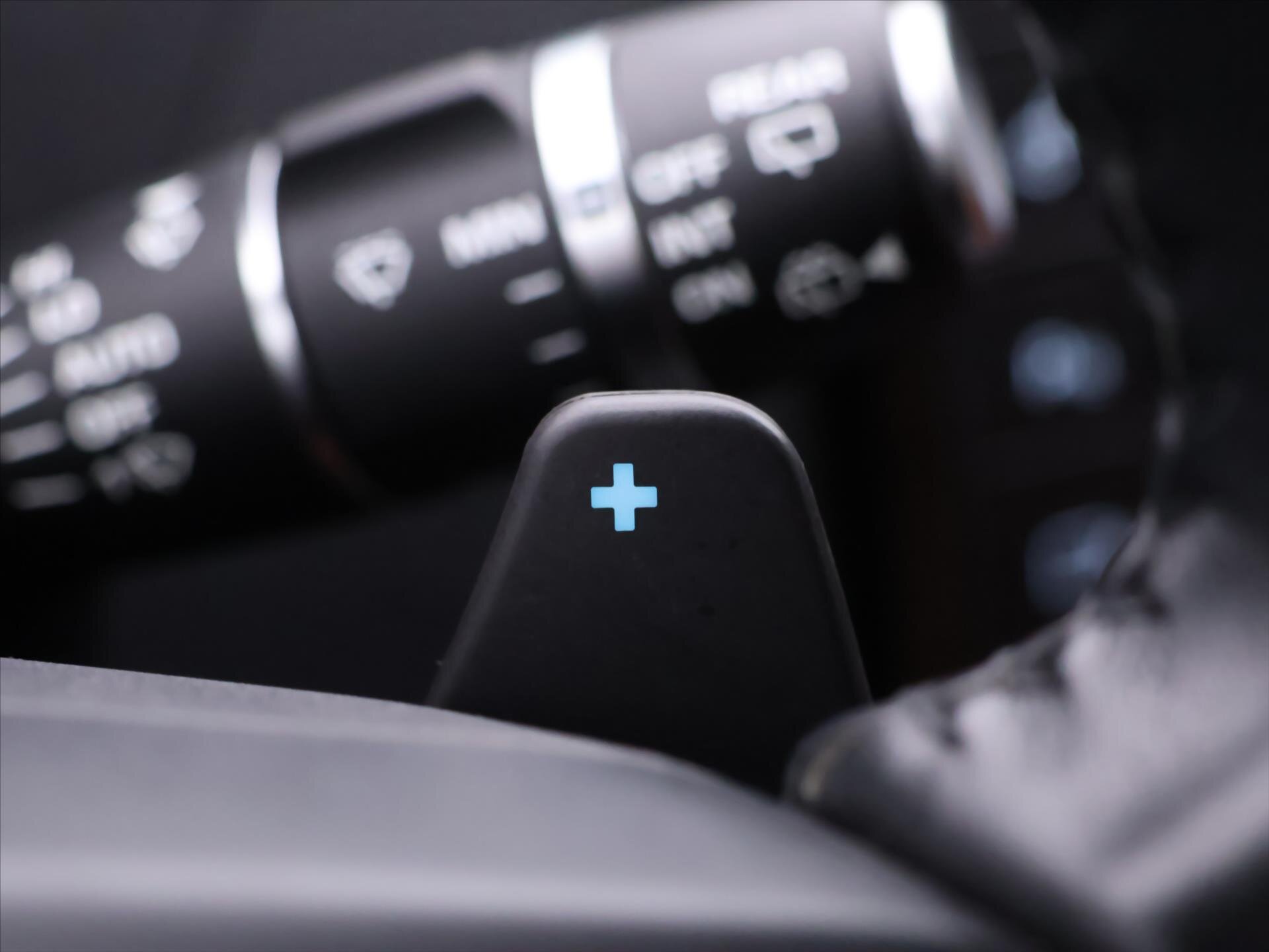 Jaguar F-Pace SUV 2,0 l 132 kw