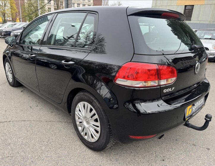 Volkswagen Golf Hatchback 1,6 l 77 kw