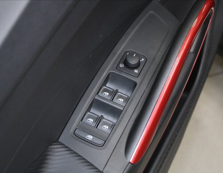 Škoda Fabia Hatchback 999,0 85 kw