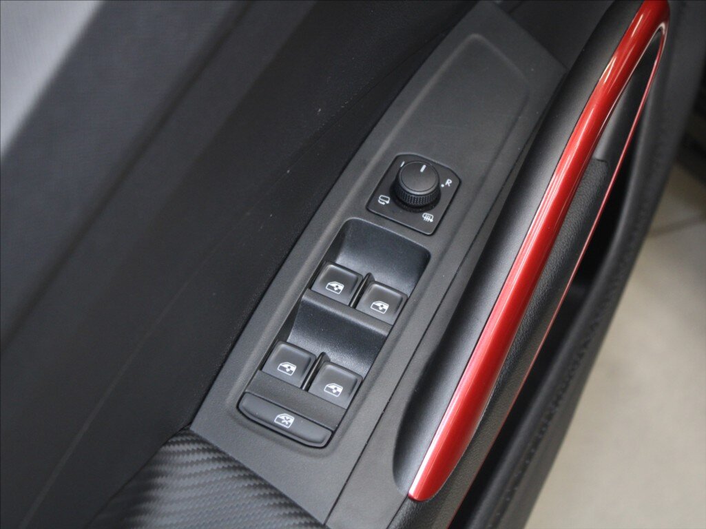 Škoda Fabia Hatchback 999,0 85 kw