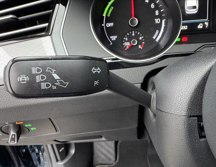 Volkswagen Passat Kombi 1,4 l 0