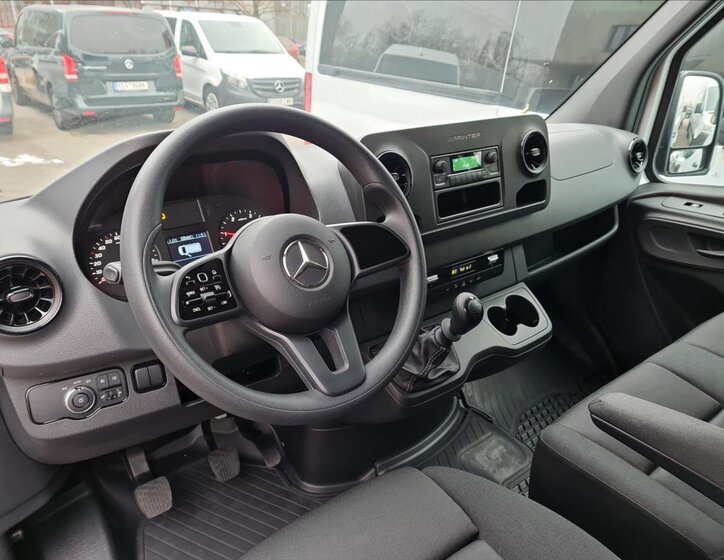 Mercedes-Benz Sprinter Skříň 2,0 l 84 kw