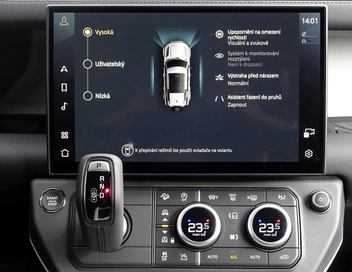 Land Rover Defender SUV 3,0 l 183 kw