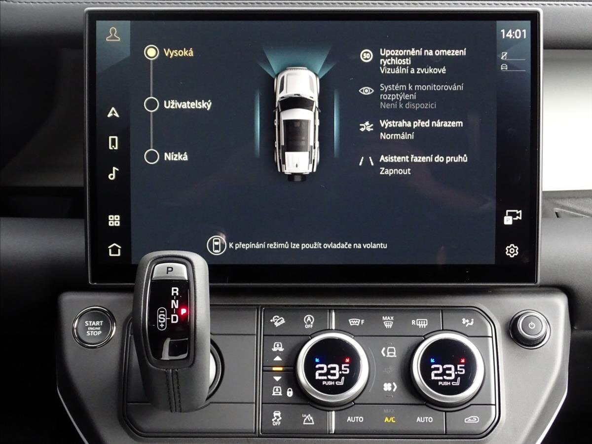 Land Rover Defender SUV 3,0 l 183 kw