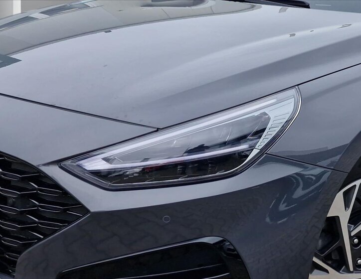 Hyundai i30 Kombi 998,0 73 kw