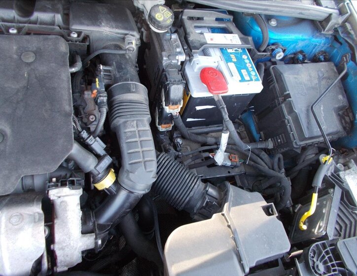 Peugeot 308 Hatchback 1,5 l 96 kw