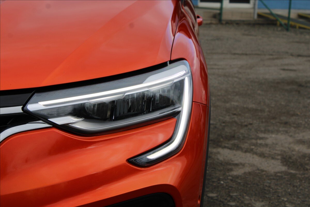 Renault Arkana SUV / Terénní 1,6 l 105 kw