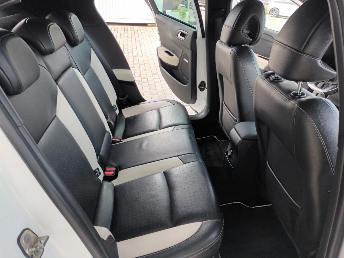 Citroën DS4 Hatchback 1,6 l 147 kw