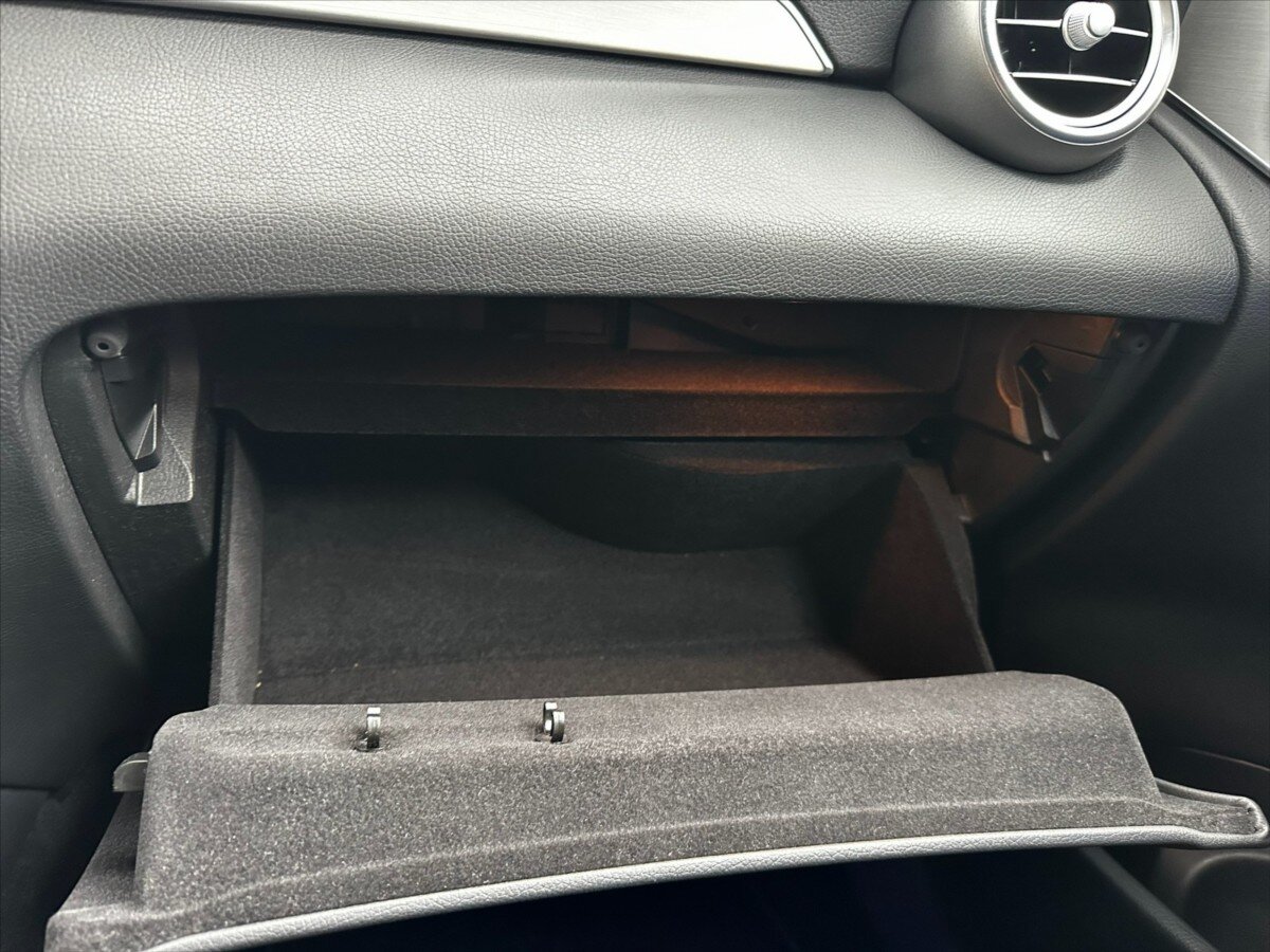 Mercedes-Benz GLC Kombi 2,0 l 143 kw