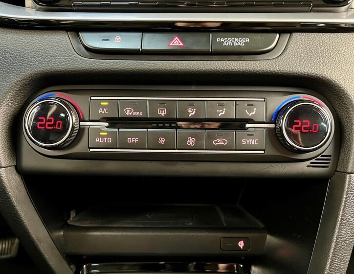 KIA Ceed Hatchback 1,6 l 100 kw