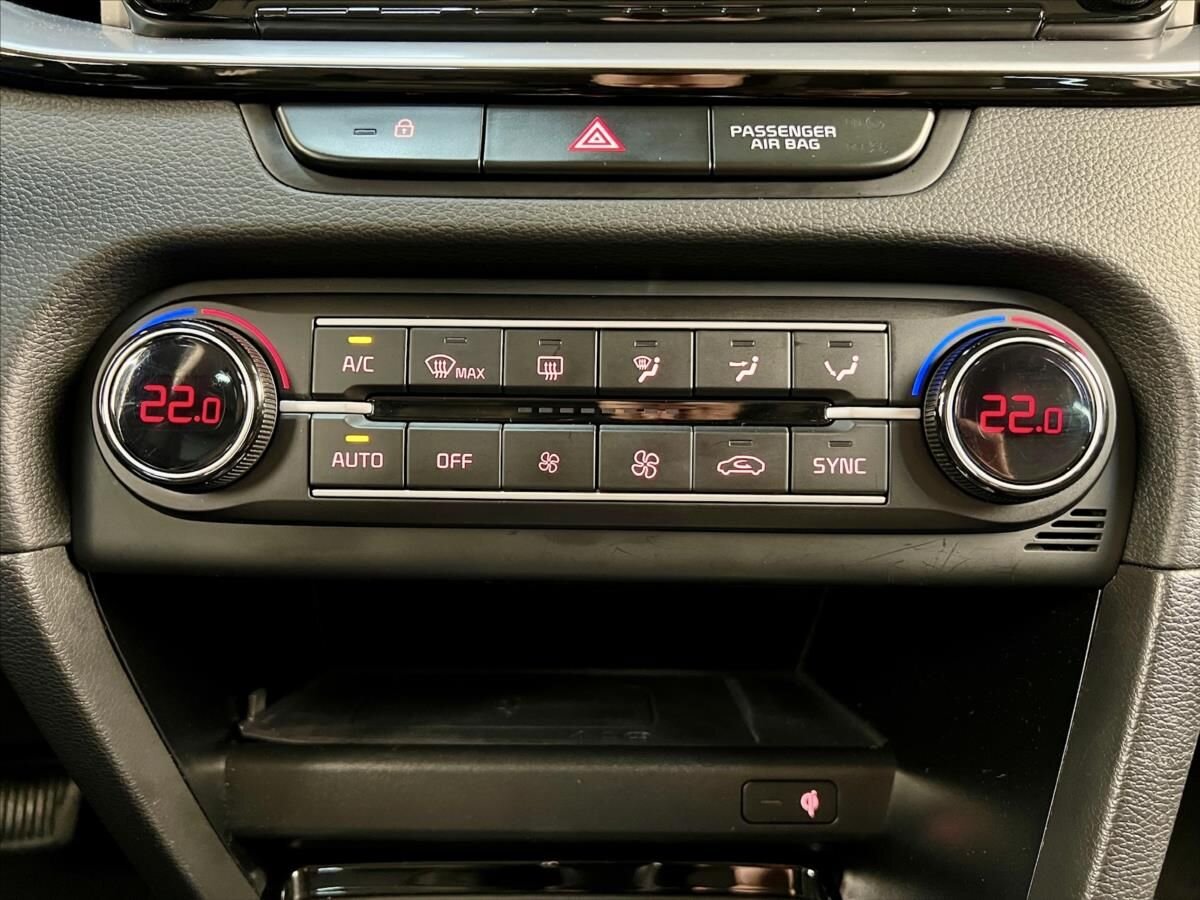 KIA Ceed Hatchback 1,6 l 100 kw