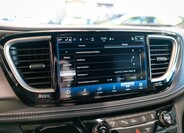 Chrysler Pacifica 29