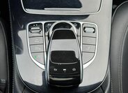 Mercedes-Benz Třídy E Kombi 2,0 l 143 kw