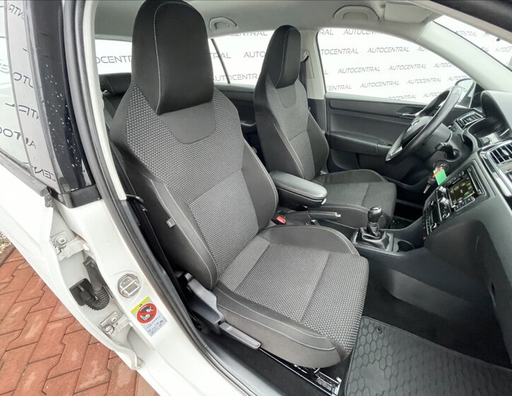 Škoda Rapid Hatchback 1,2 l 77 kw