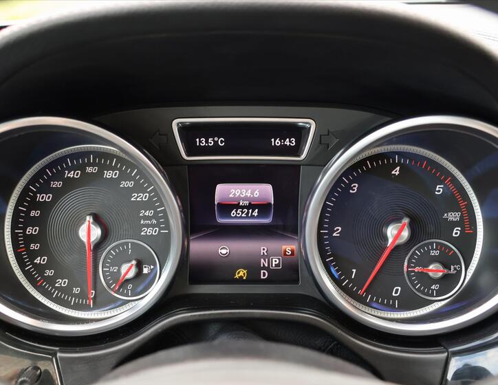 Mercedes-Benz GLS 25