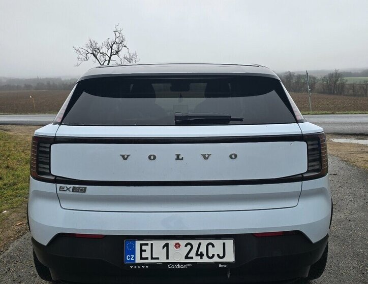 Volvo EX30 SUV 0,0 0