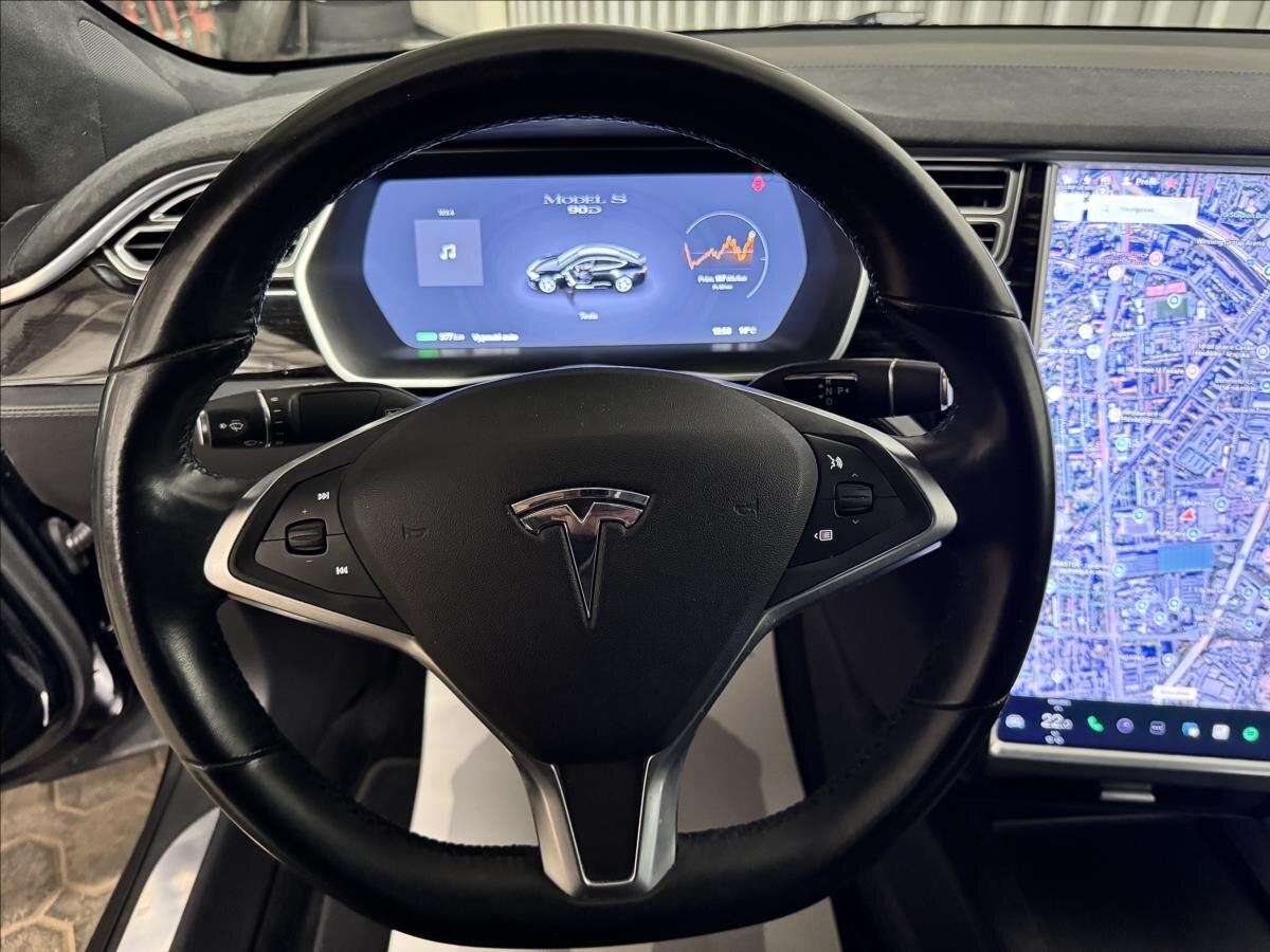 Tesla Model S Liftback 0,0 311 kw