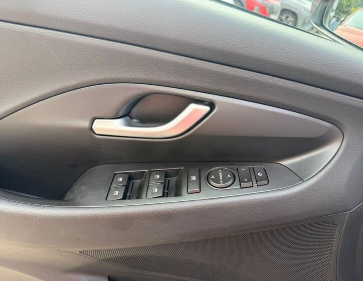 Hyundai i30 Kombi 1,6 l 110 kw