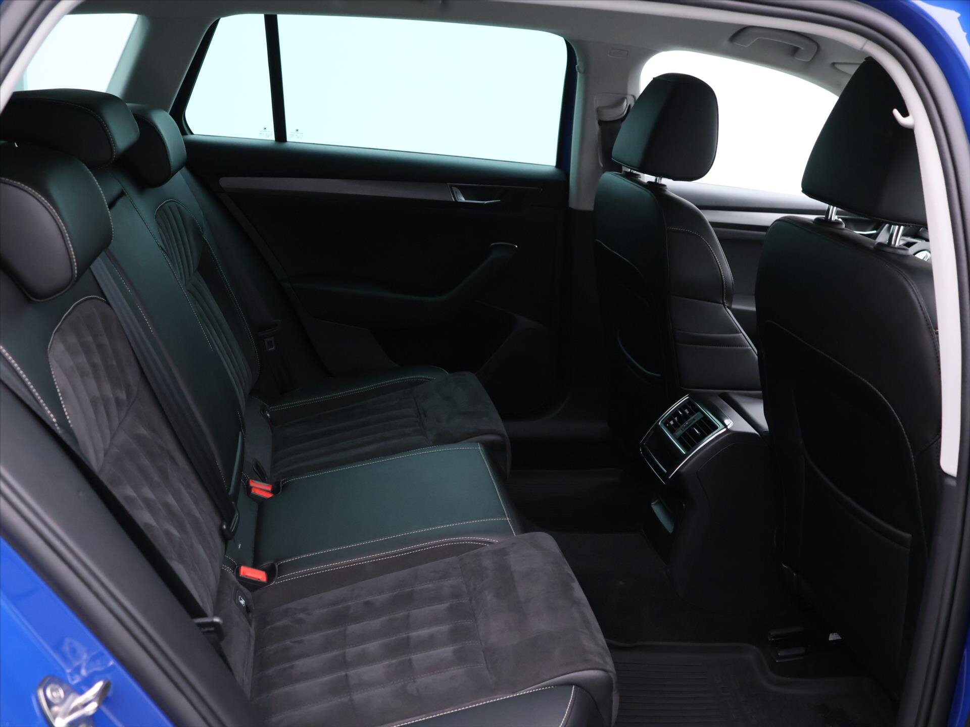 Škoda Superb Kombi 2,0 l 110 kw