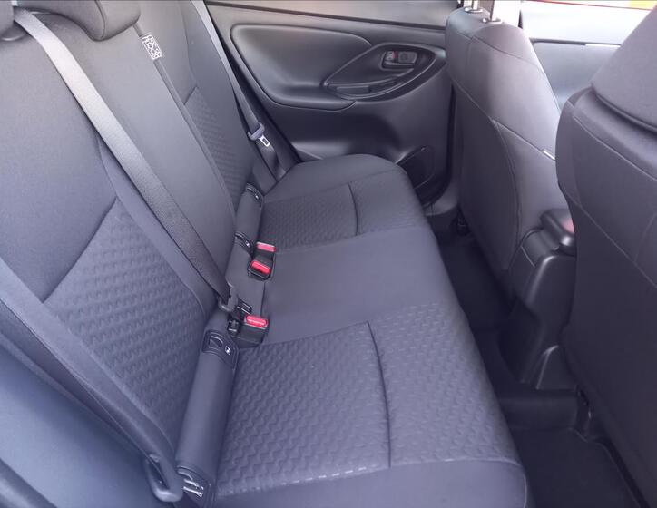 Toyota Yaris Cross 9