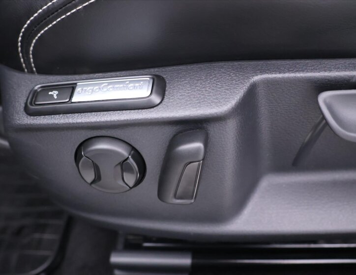 Volkswagen Passat Kombi 2,0 l 140 kw