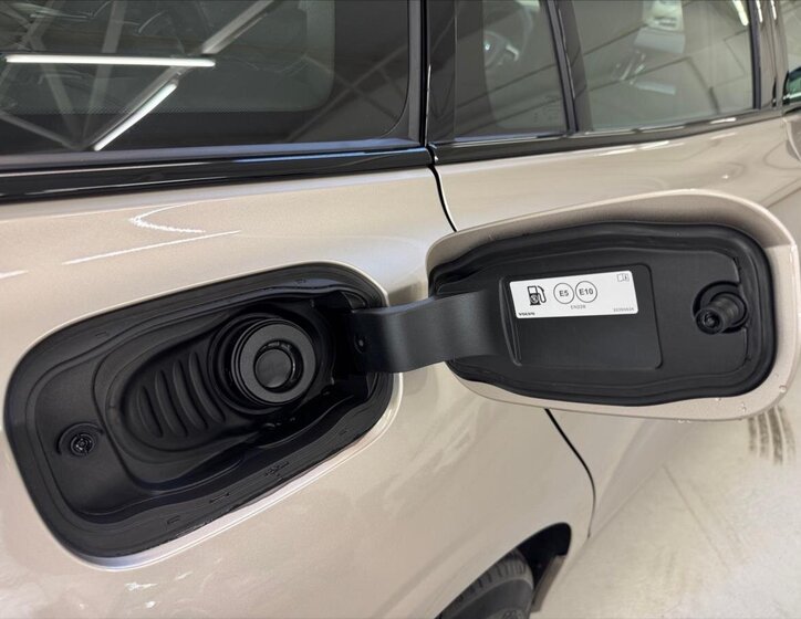 Volvo V60 Kombi 2,0 l 145 kw