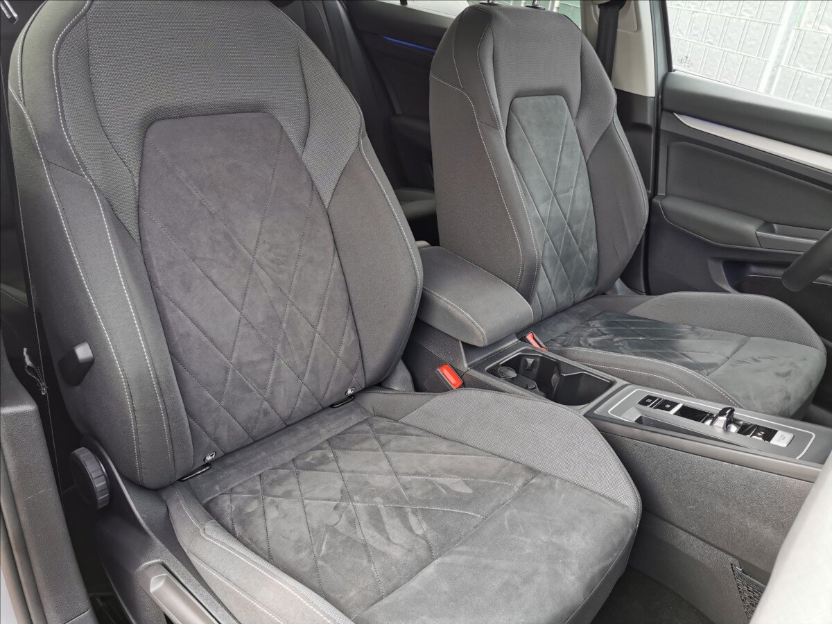 Volkswagen Golf Kombi 2,0 l 110 kw