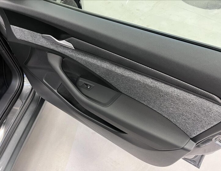 Škoda Superb Kombi 2,0 l 142 kw