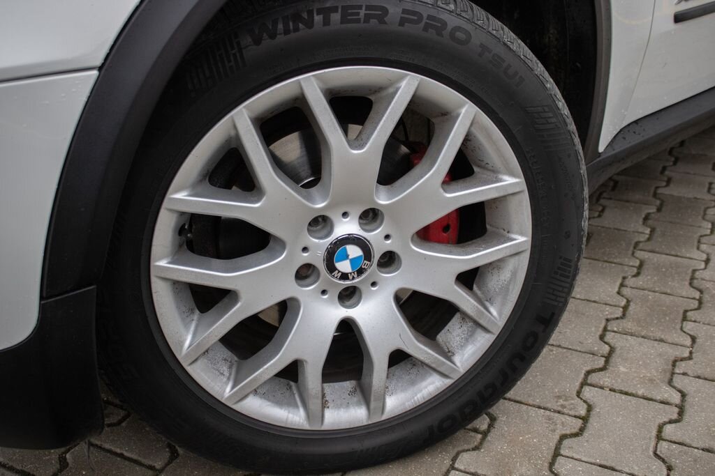 BMW X5 SUV 3,0 l 180 kw