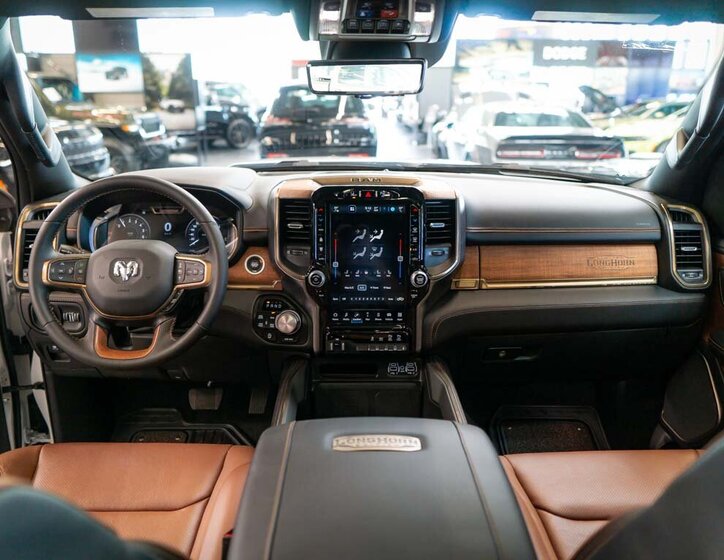 Dodge RAM Pick-up 5,7 l 291 kw