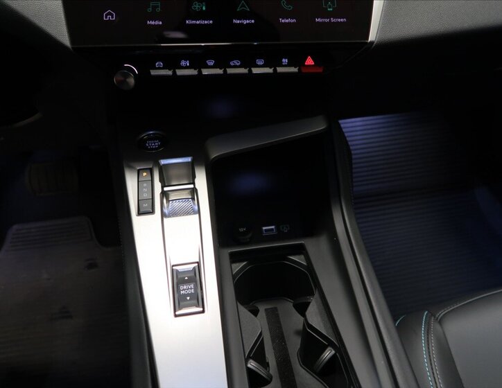 Peugeot 308 Kombi 1,5 l 96 kw