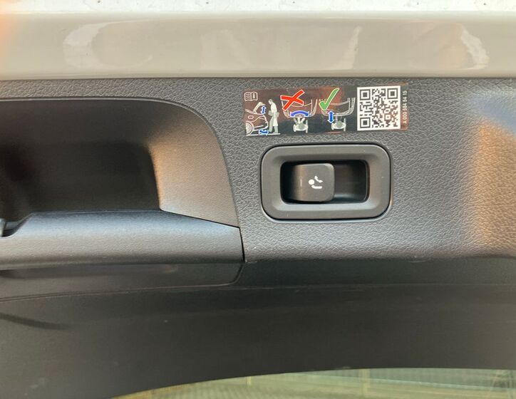 Mercedes-Benz CLA 28