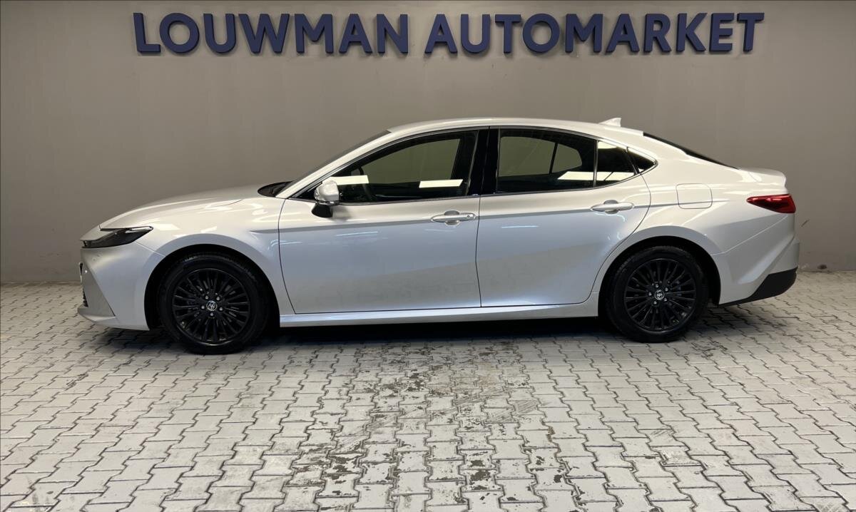 Toyota Camry Sedan / Limuzína 2,5 l 137 kw