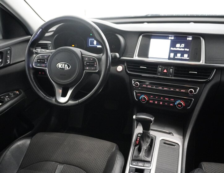 KIA Optima Kombi 2,0 l 151 kw