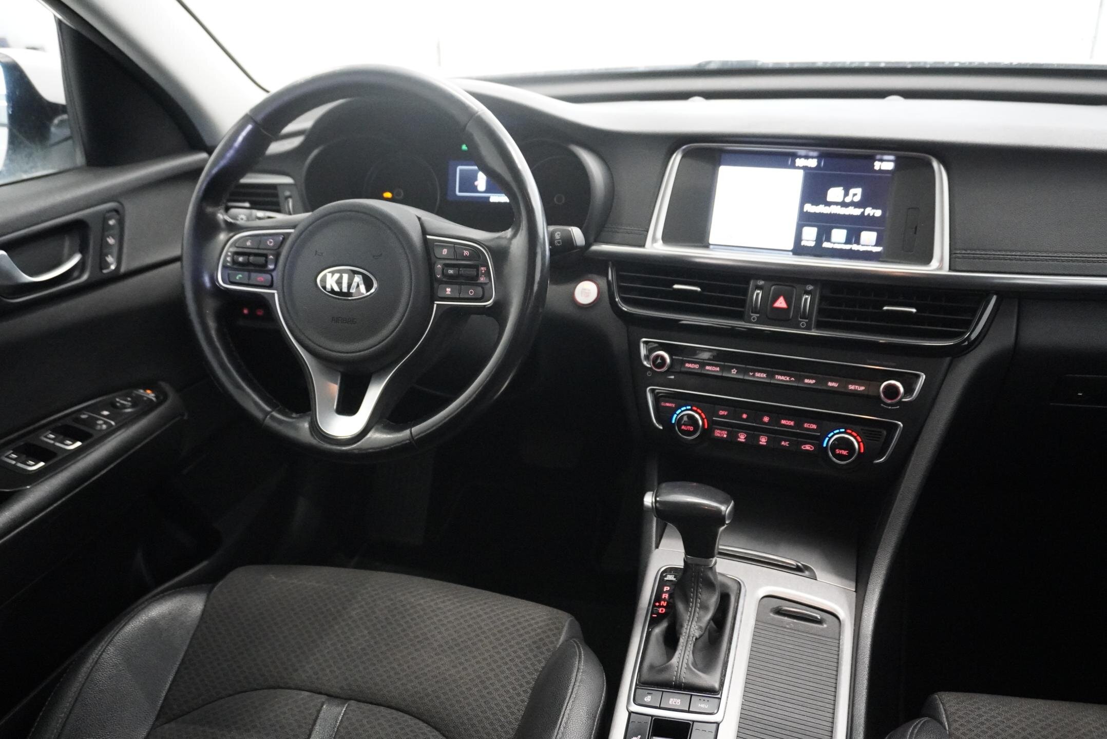 KIA Optima Kombi 2,0 l 151 kw