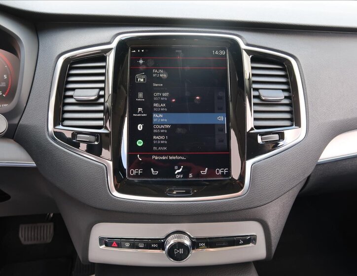 Volvo XC90 SUV 2,0 l 173 kw