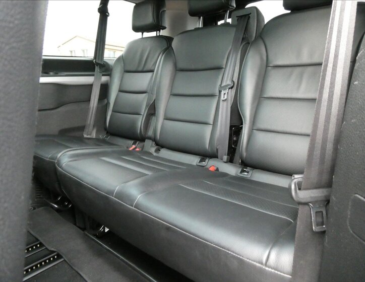 Peugeot Traveller MPV 2,0 l 130 kw